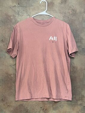 American Eagle Outfitters Men’s Dusty Rose Logo Crew T-Shirt
